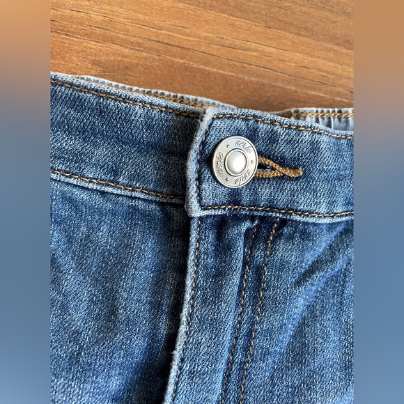 Aerie Women's Blue Bandana Distressed Cut-Off Daydream Denim Short M | Blue - Picture 3 of 5